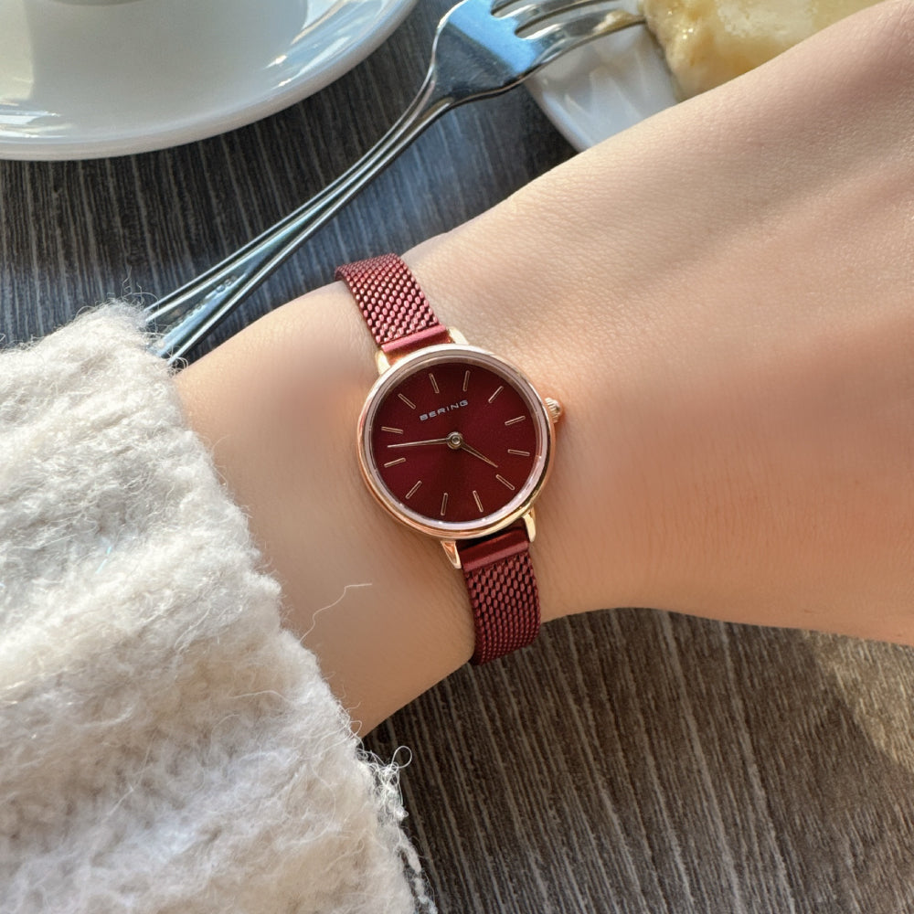 BERING Classic Mini Red 11022-363 ベーリング 腕時計