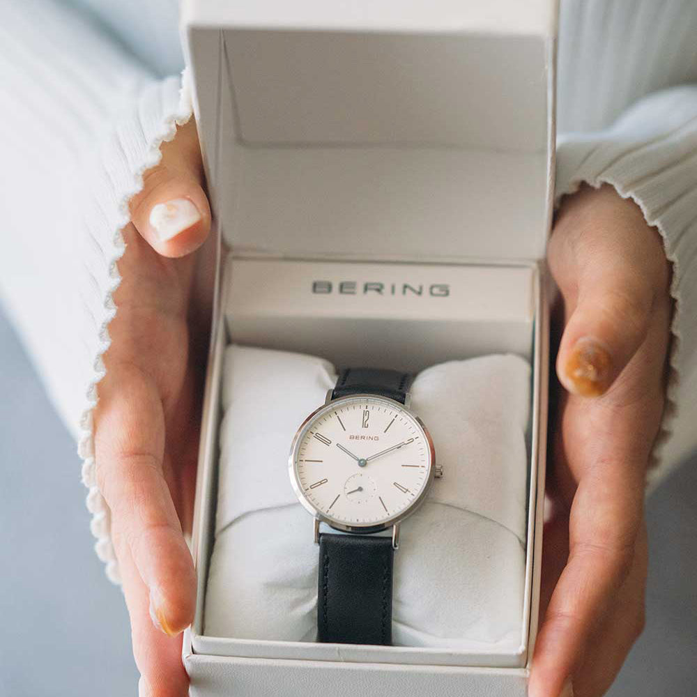 BERING Unisex Classic Scandinavian Small second & Leather 14036-404 ベーリング 腕時計