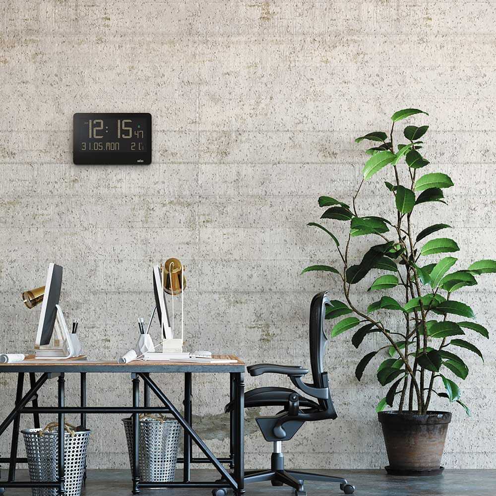 BRAUN DIGITAL ALARM CLOCK BLACK BC14B デジタルクロック