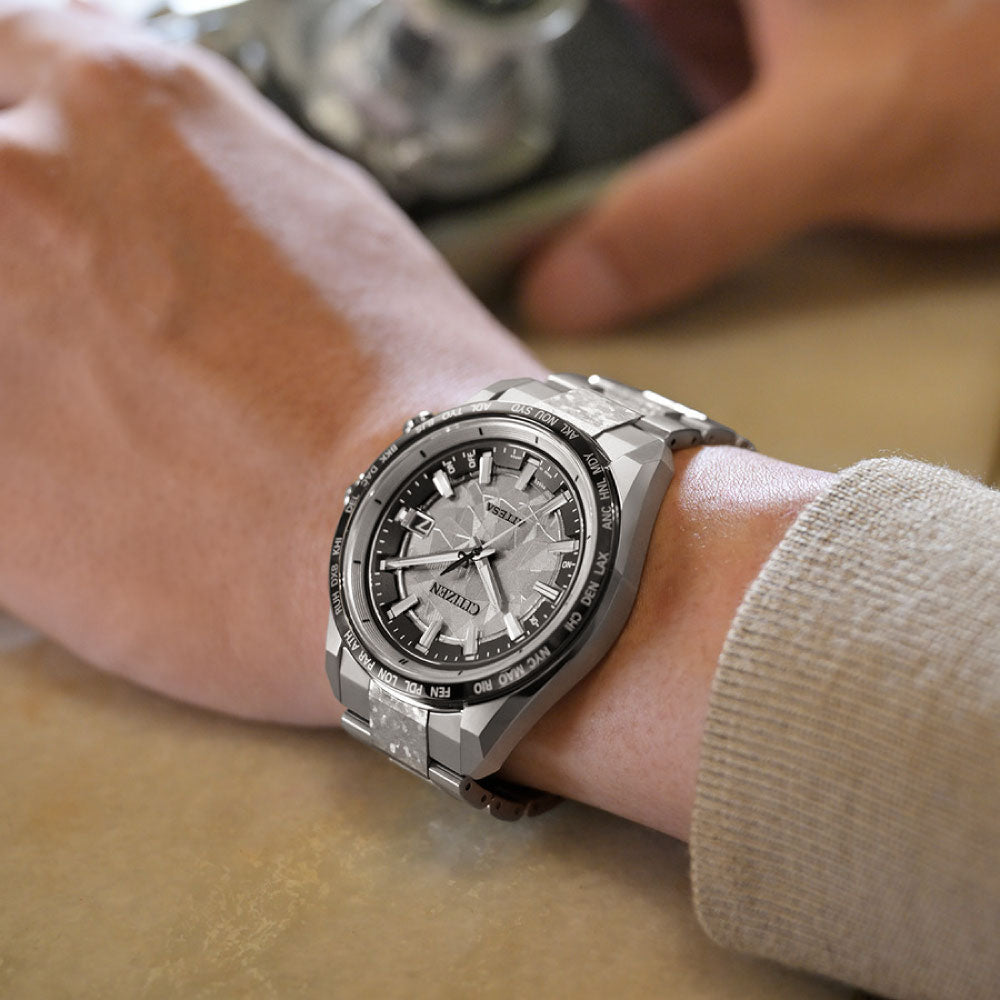 <先行予約受付中/2025年11月6日発売>CITIZEN ATTESA ACT Line CB0284-66A Platinum Shine Collection 世界限定1,400本 シチズン アテッサ プラチナシャイン 腕時計 メンズ