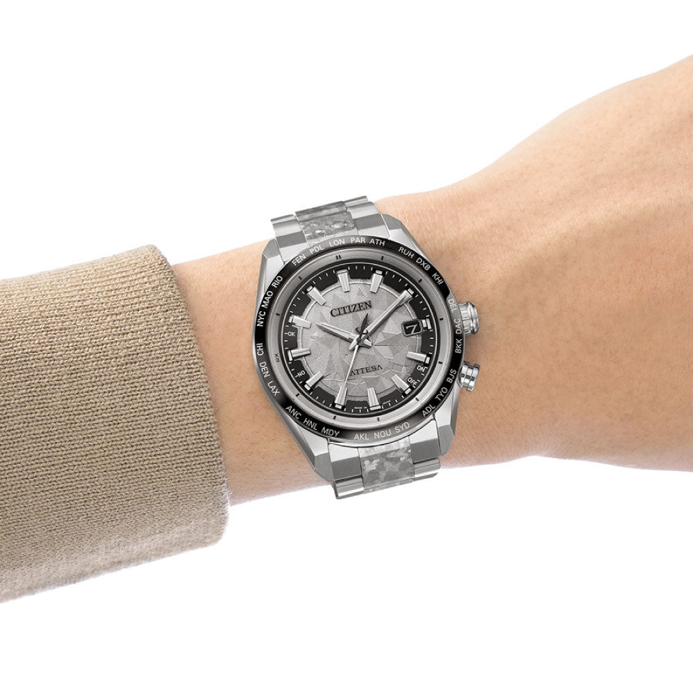 <先行予約受付中/2025年11月6日発売>CITIZEN ATTESA ACT Line CB0284-66A Platinum Shine Collection 世界限定1,400本 シチズン アテッサ プラチナシャイン 腕時計 メンズ