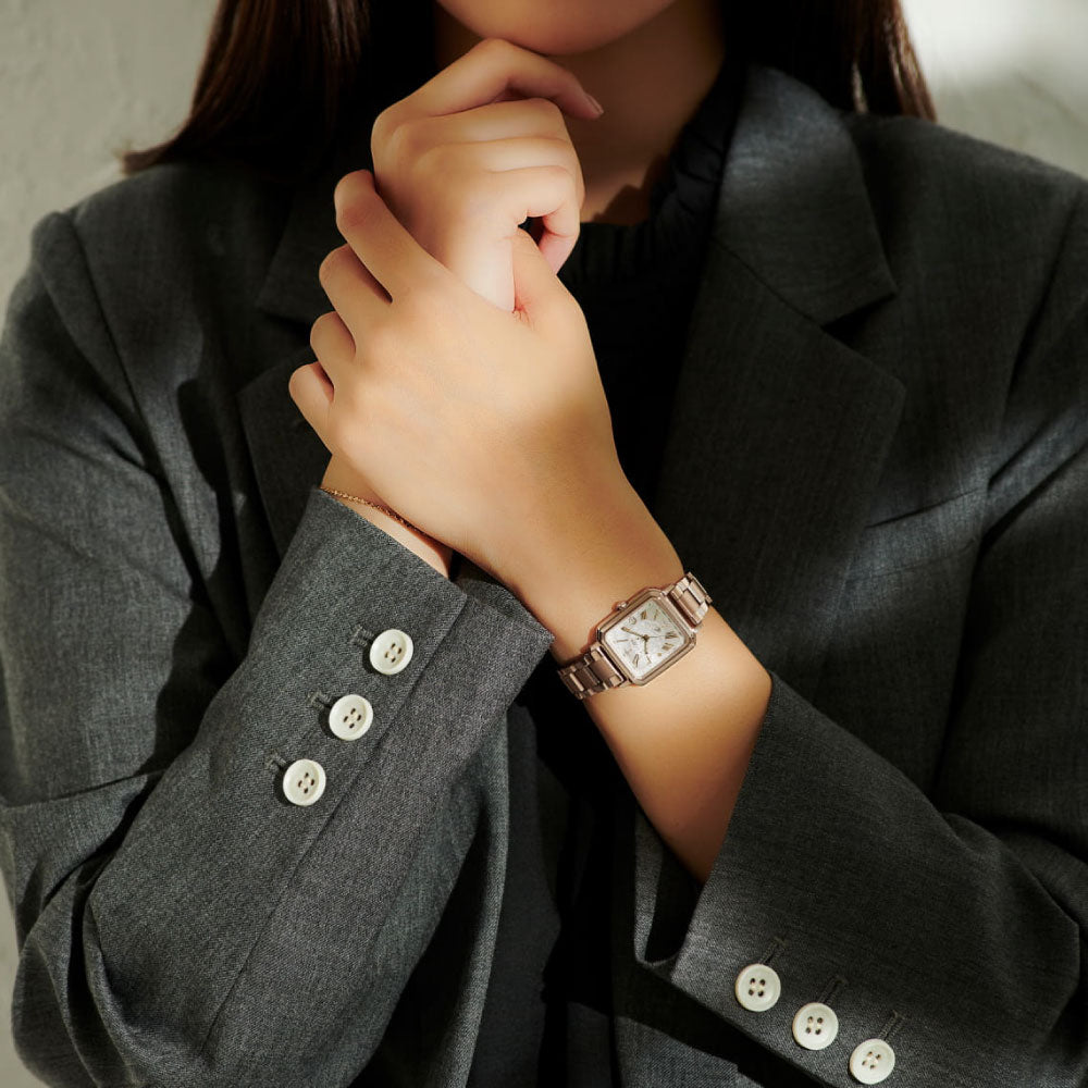 <2025年10月16日発売予定>CITIZEN xC hikari collection ES9506-54N 世界限定1,500本 Square 2way Model シチズン クロスシー