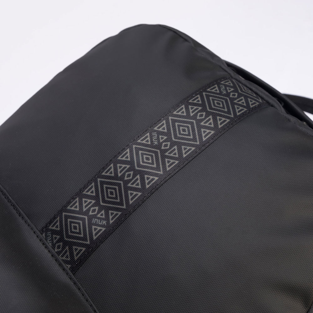 INUK WUUL WR BLACK イヌーク バックパック ユニセックス