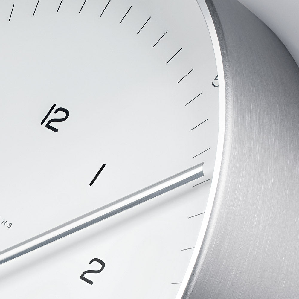 JUNGHANS Max Bill Wall Clock 300mm 367 6047 00 ユンハンス マックス・ビル 壁掛け時計