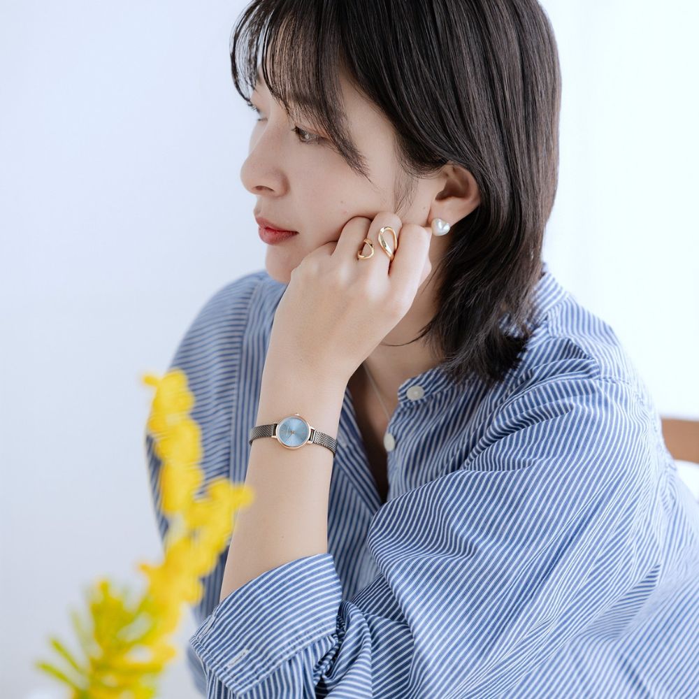 BERING Ladies Classic Mini Ice Blue 11022-368 ベーリング 腕時計 レディース