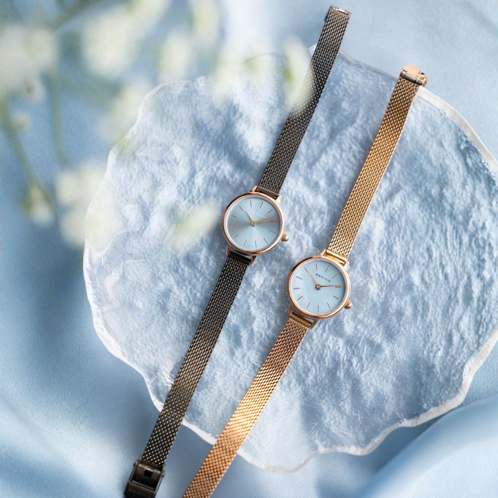 BERING Ladies Classic Mini Ice Blue 11022-368 ベーリング 腕時計 レディース
