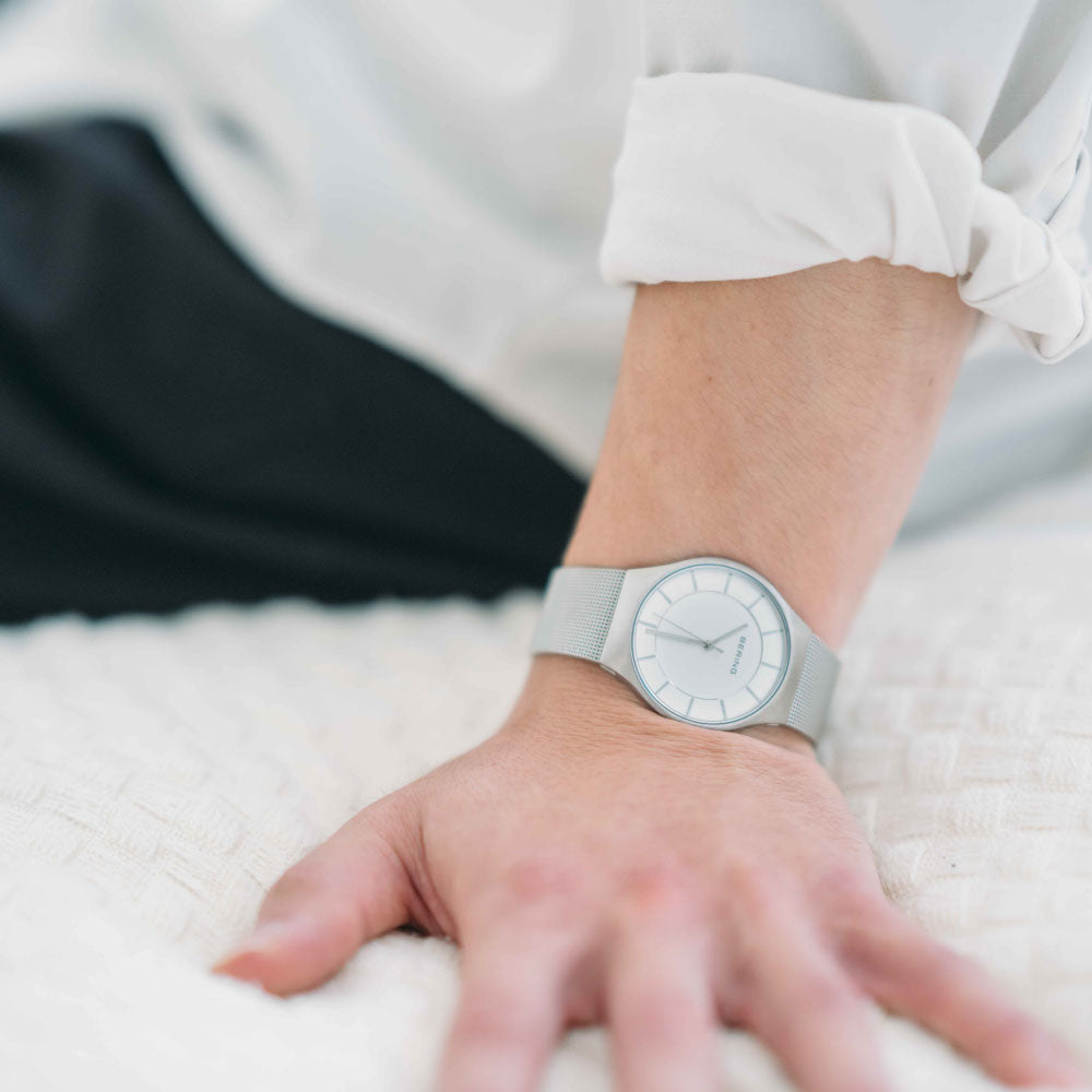 BERING Classic Scandinavian Silver 11935-004 ベーリング 腕時計