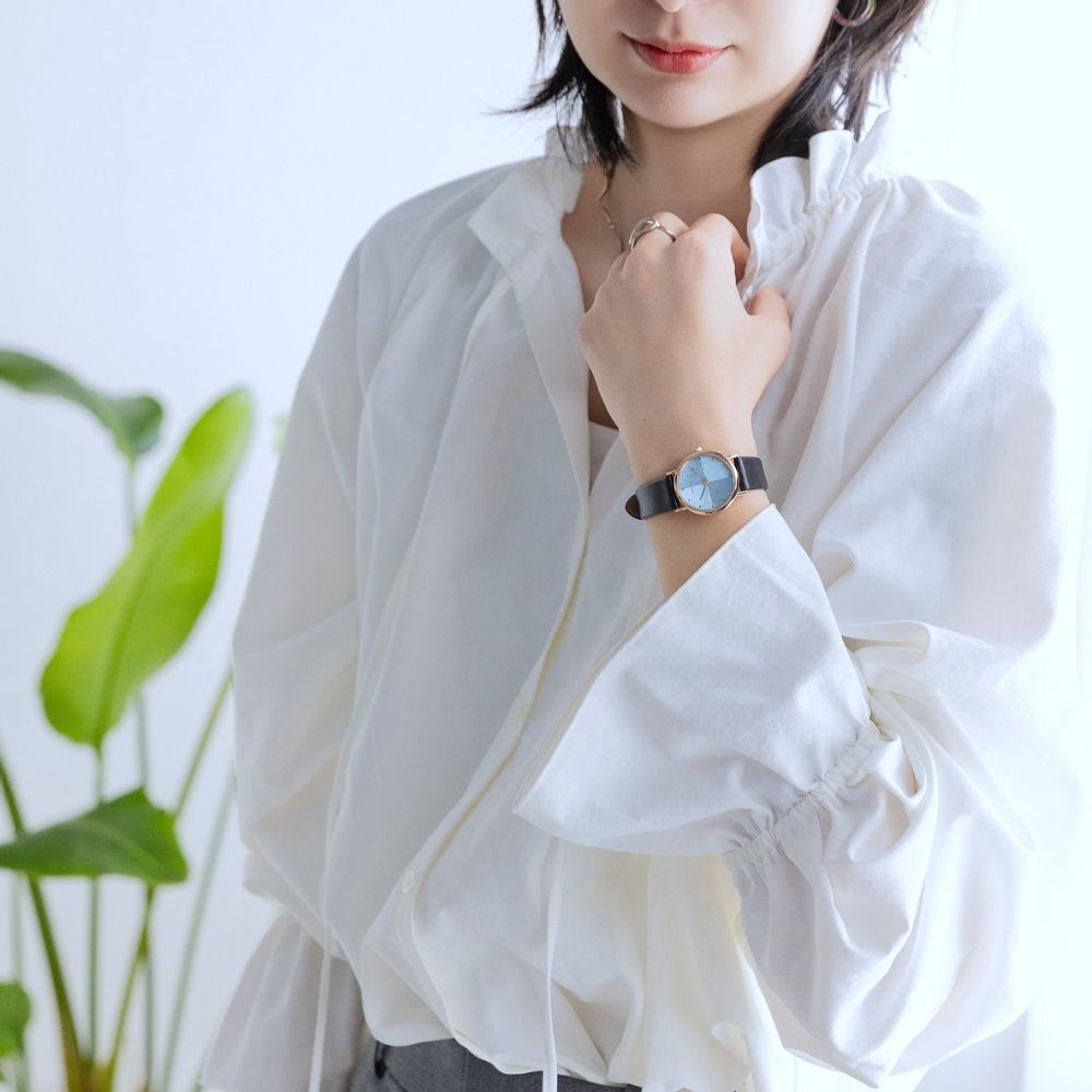 BERING Ladies Classic Scandinavian Ice Blue 13426-468-J ベーリング 腕時計 レディース アイスブルー