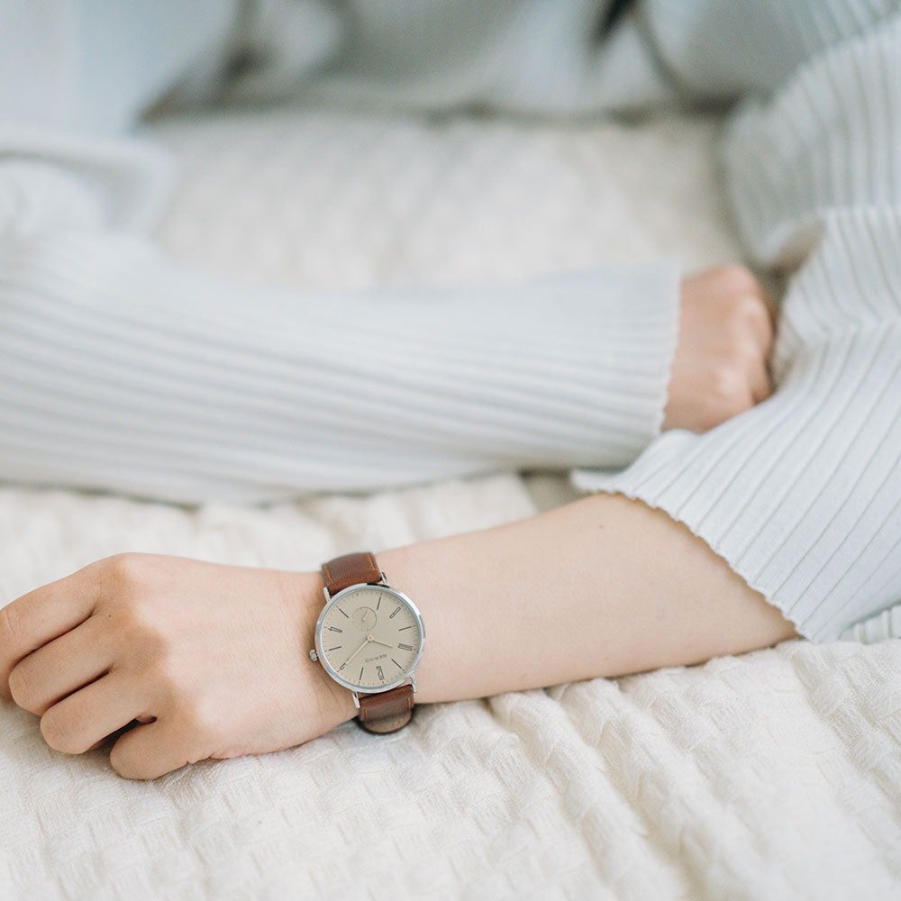 BERING Unisex Classic Scandinavian Small second & Leather 14036-509 ベーリング 腕時計