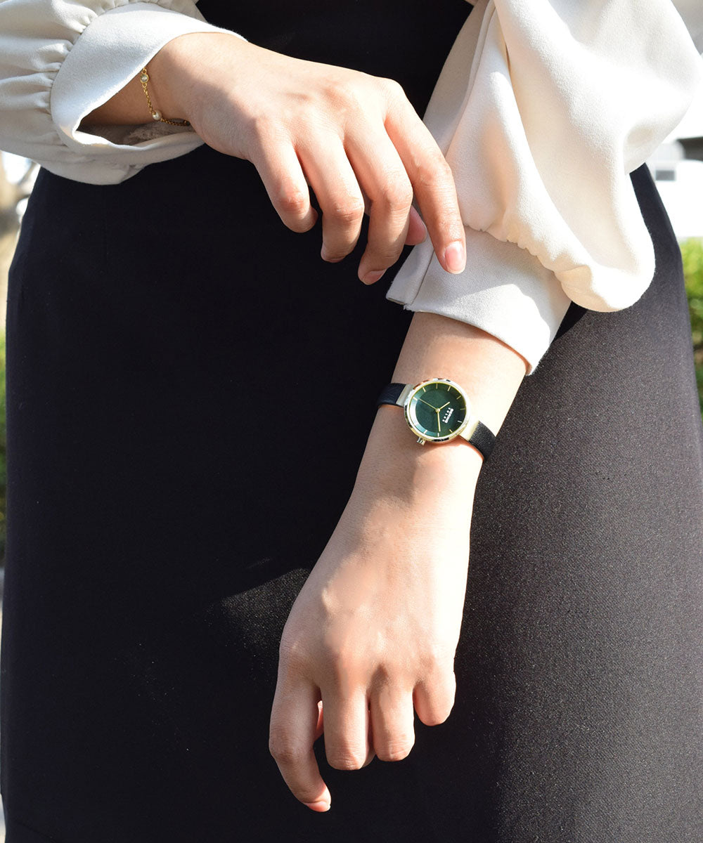 BERING Ladies Scandinavian Solar Deep green 14627-439 ベーリング 腕時計
