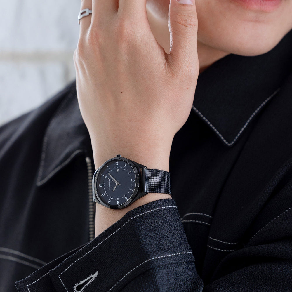 BERING Mens Unisex Ultra Sim 18738-227 ベーリング 腕時計 メンズ