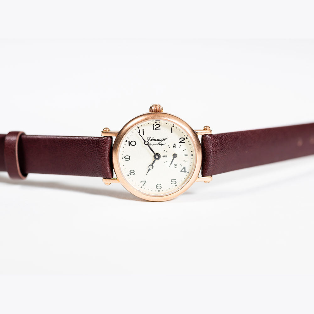 Hommage Vouer le a l’horloger. HG-020