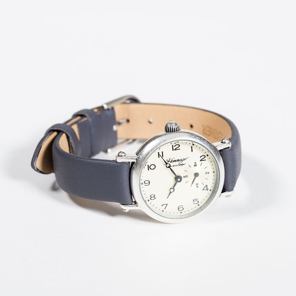 Hommage Vouer le a l’horloger. HG-018
