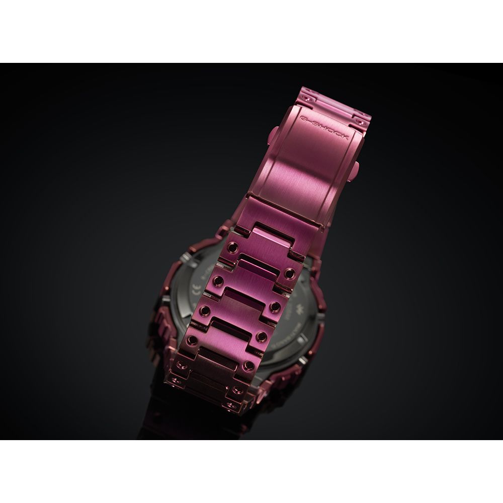 G-SHOCK GMW-B5000RD-4JF