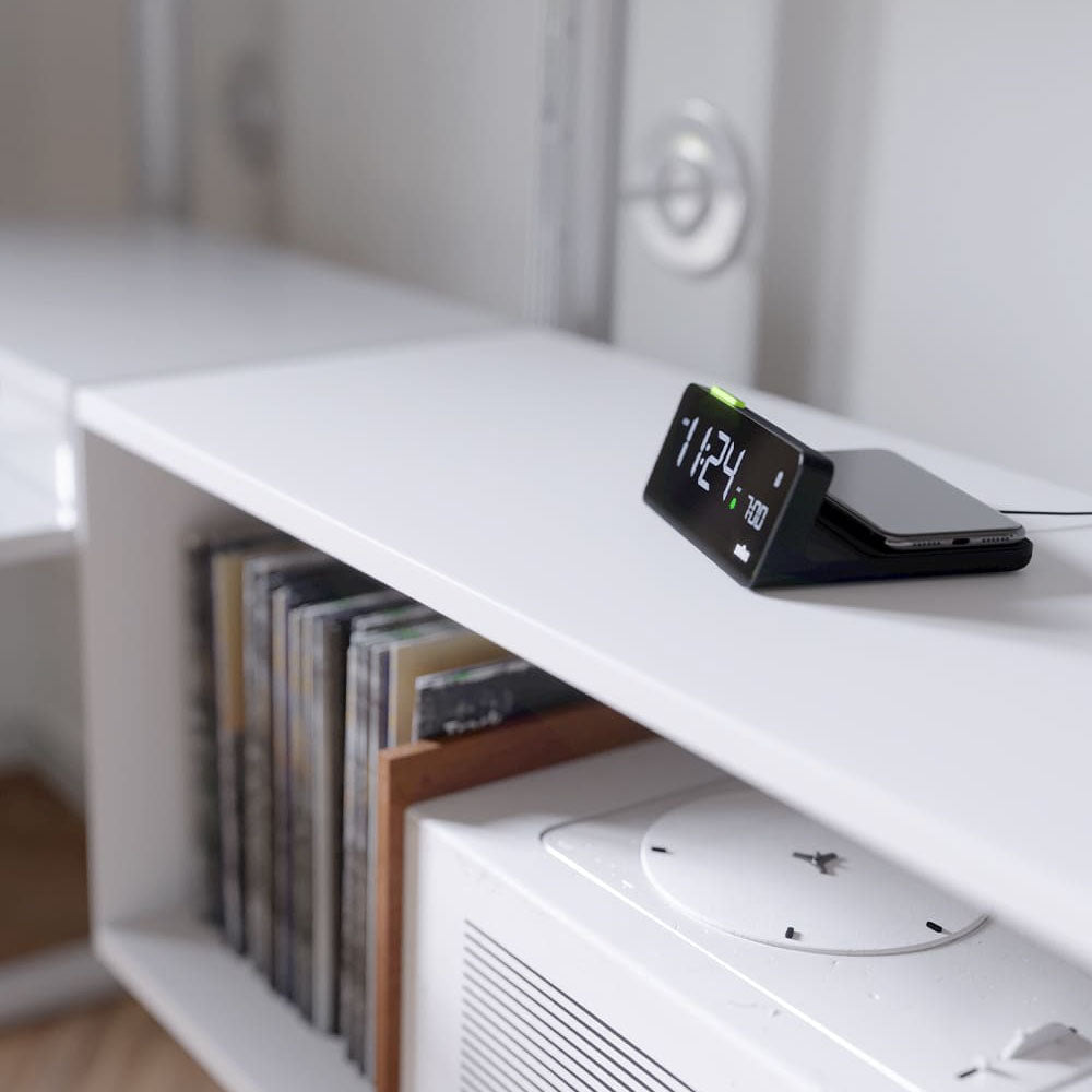 BRAUN Digital Alarm Clock BC21G ブラウン 時計 置き時計 Qiワイヤレス充電 卓上時計 インテリア時計 デジタルクロック