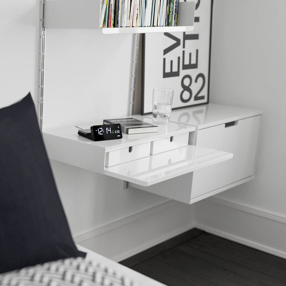 BRAUN Digital Alarm Clock BC21G ブラウン 時計 置き時計 Qiワイヤレス充電 卓上時計 インテリア時計 デジタルクロック