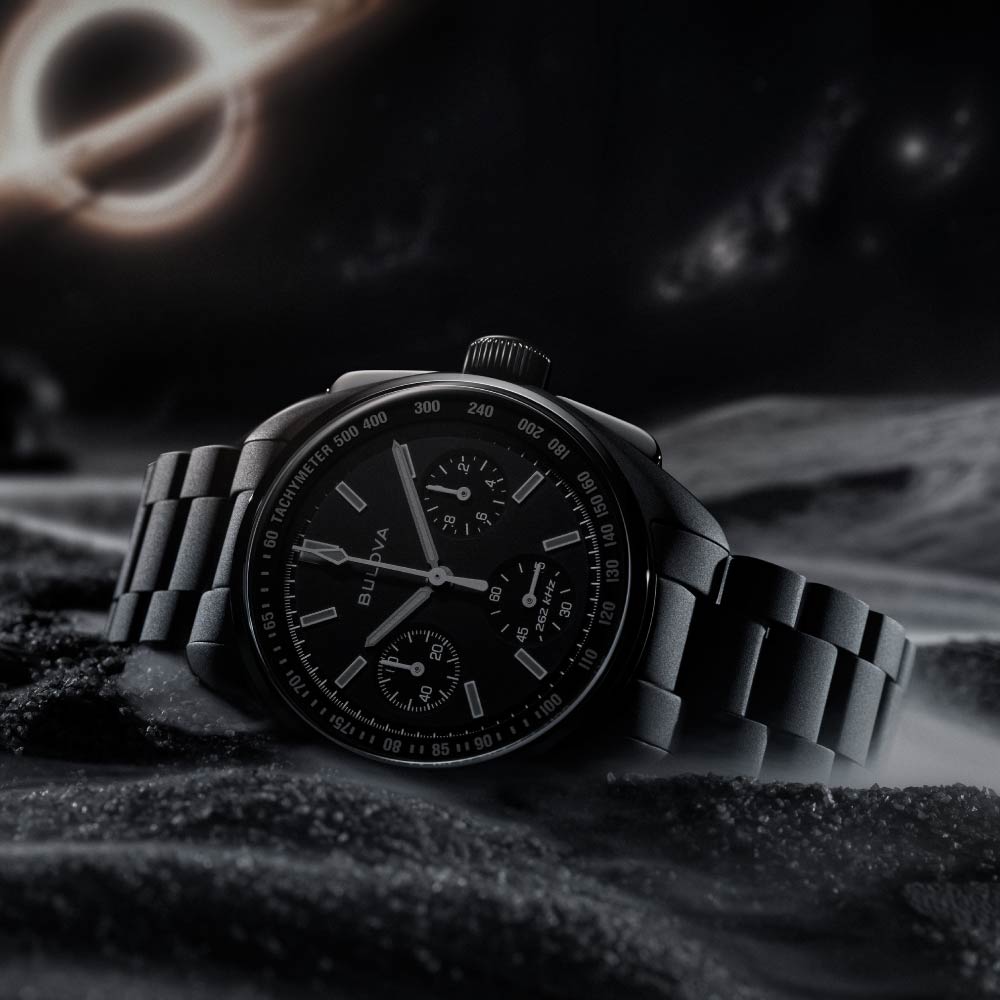 ＜2026年11月19日発売＞BULOVA Lunar Pilot Chronograph “Black Hole” 98A335 世界限定6000本 ブローバ 腕時計 メンズ