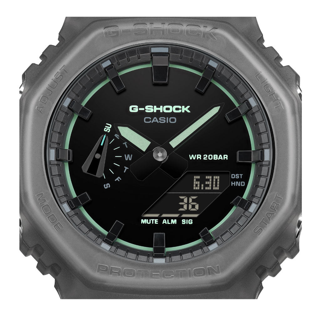 G-SHOCK GA-2100K-1AJF 新品同様 G-SHOCK ANALOG-DIGITAL 2100 Series GA-2100K-1AJF 限定モデル ジー