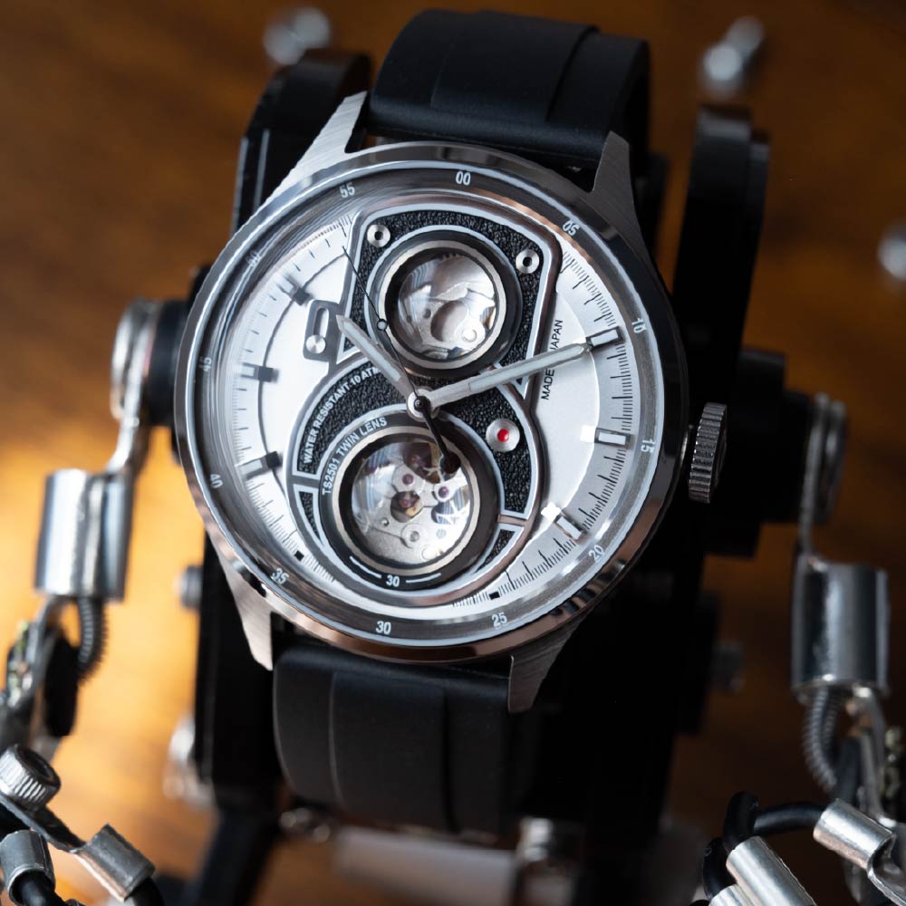 ＜先行予約受付中/10月15日発売＞TACS Robotoys TWIN LENS Lite Lumiere Blanc TS2501AR タックス 腕時計 メンズ 自動巻き