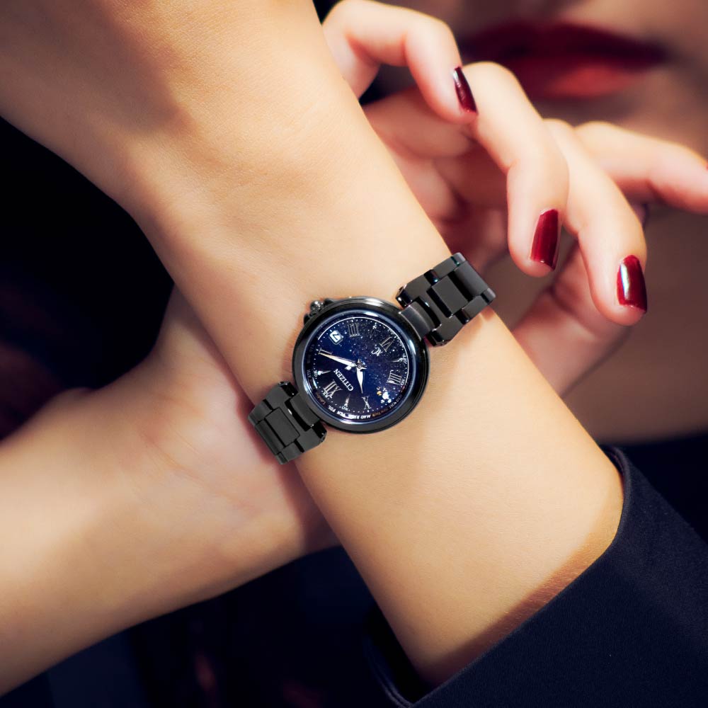 ＜2026年10月8日発売＞CITIZEN xC basic collection EC1039-55E クロスシー30周年記念限定モデル 世界限定1,500本 シチズン クロスシー 腕時計 レディース 30周年アニバーサリー