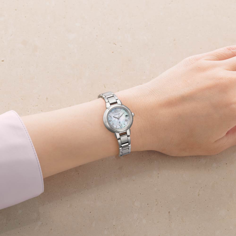＜2026年12月3日発売＞CITIZEN xC basic collection ES9431-51D 世界限定1,200本 シチズン クロスシー 腕時計 レディース 30周年記念モデル アニバーサリー 限定モデル