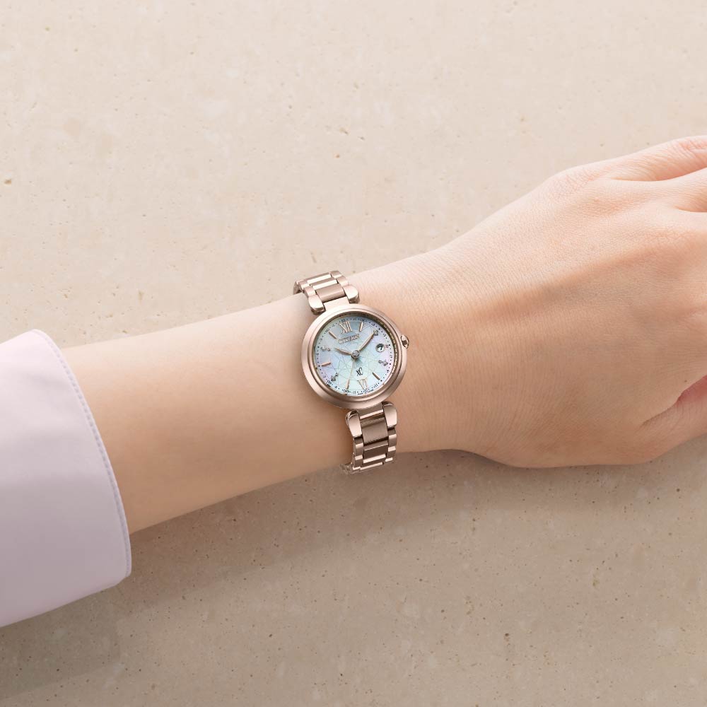 ＜2026年11月5日発売＞CITIZEN xC mizu collection ES9468-60D 世界限定1,200本 シチズン クロスシー 腕時計 レディース 30周年記念モデル アニバーサリー 限定モデル